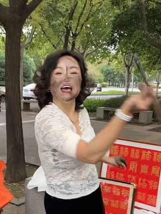 这脸上是怎么了?彻底疯了😅😅😅 #原创视频 #强烈推荐 #记录生活