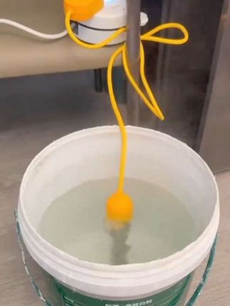 #创作灵感 冬天需要用热水的,可以备上这个不锈钢烧水棒,温度可以调节,安全防烫不漏电!#热水棒#自动断电加热棒 #烧水 #好物推荐🔥