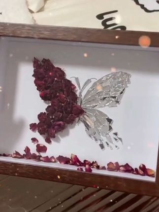 #创作灵感 DIY玫瑰干花破碎蝴蝶镜相框摆件材料包情侣手工礼物,仪式感满满#相框#干花摆件#好物推荐