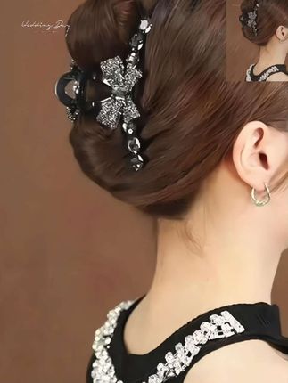 #满钻蝴蝶结抓夹 姐妹们喜欢的盘发发夹来了后脑勺新款气质夹子#时尚气质 爱了爱了