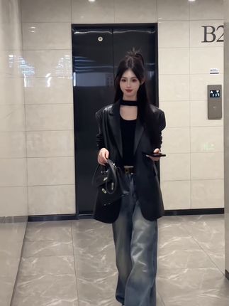 咖色皮衣外套女2025年秋冬新款宽松西装复古百搭气质西服设计感潮#秋冬款#西装#时尚#百搭#复古