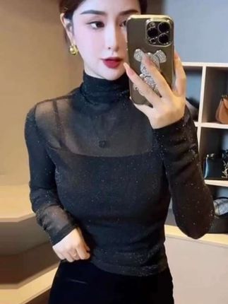 #显瘦穿搭 #洋气小衫 #小个子穿搭 #高级感穿搭 #谁穿谁好看