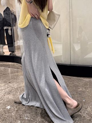 【慵懒松弛感灰色半身裙女夏季新款高腰显瘦垂坠感后开叉a字长裙子】#今日穿搭 #日常搭配 #半身裙 #慵懒感 #a字长裙子