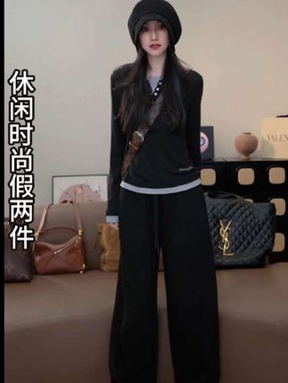 小乖逃休闲时尚假两件灰色领撞黑色T恤长袖半V净色#假两件 #显瘦穿搭 #洋气减龄 #穿出自己的风格 #深圳南油西西高端定制 @深圳南油西西高端定制