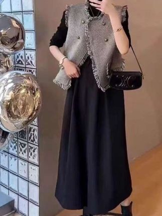 #秋季不露腿穿搭 #早秋穿搭三分钟出门不是梦 #通勤穿搭万能配色公式 #预制国庆出游穿搭 #大码遮肉显瘦两件套