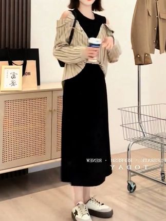 假两件长袖连衣裙女秋季设计感露肩条纹衬衫拼接小众时尚感长裙子#长裙 #裙子
