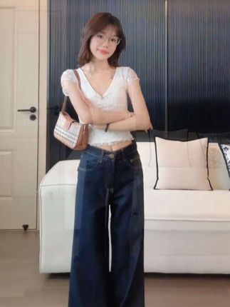 #显高显瘦穿搭 #显高显瘦显腿长 #牛仔裤穿搭 #女装穿搭 #时髦穿搭