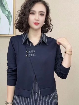 气质翻领女装时尚套装假两件早秋休闲风拼接显瘦洋气长袖#6568#遮肉显瘦 #洋气穿搭 #面料柔软亲肤 #减龄气质