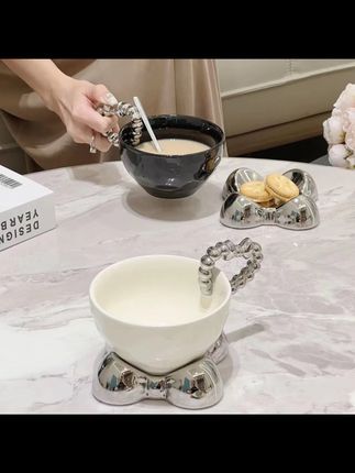 高级陶瓷杯子家用水杯ins办公室早餐杯高颜值女生咖啡杯燕麦杯#咖啡杯 #马克杯 #创意杯子 #杯碟套装 #杯子控