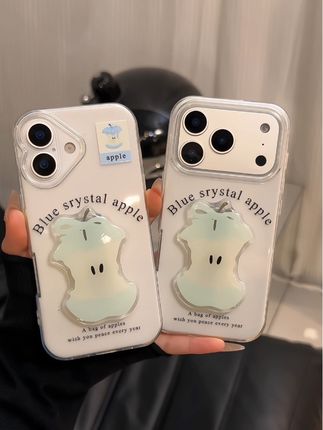 ins风立体蓝苹果支架手机壳 真的好好看耶!好闺闺我们一人一个叭~#iphone17手机壳 #这个手机壳真的长在我心巴上了 #快分享给你的好友 #手机壳 #手机壳推荐