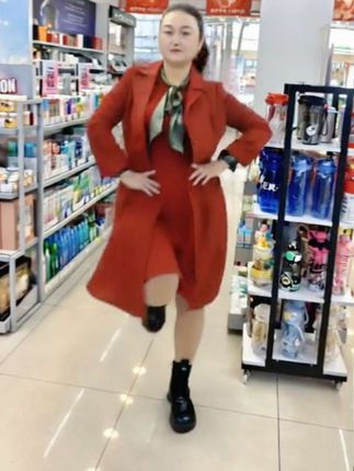 #生命在于运动一起锻炼吧 #扭扭更健康 🍎❤️🌷🌹🍒