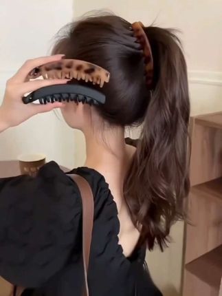 豹纹香蕉夹发夹女2025新款高级感气质扭扭夹竖夹后脑勺高马尾抓夹