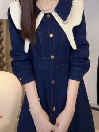 A602春秋新款女装法式高级感撞色连衣裙胖mm显瘦遮肉垂坠感掐腰裙