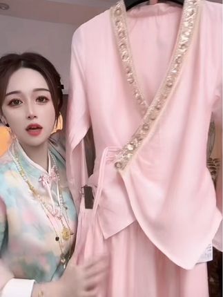 #尝试不同风格 #气质仙女裙穿搭 #汉服穿搭 #高级穿搭