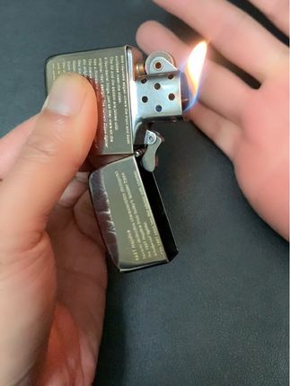 我用的加粗软火石,你看效果怎么样?#打火机 #好物推荐🔥 #山里娃玩火机 #爆款