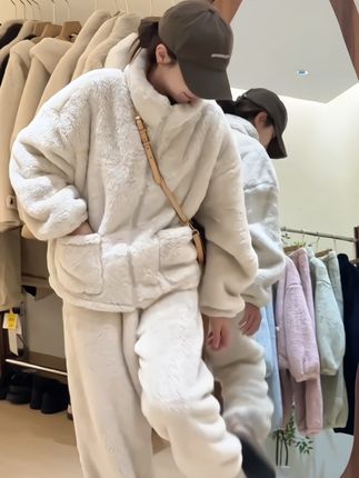 #睡衣家居服 #慵懒风 #韩系穿搭#无限回购的宝藏单品#谁穿谁好看