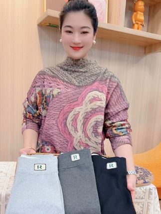 姐妹们降温啦,来条加绒高腰打底裤#不起静电不起球 #螺纹棉加绒打底裤 #面料柔软舒适 #女士高腰保暖打底裤 #多个颜色可以选择