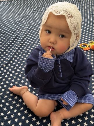 家有小公主的看过来,这套女童休闲套装简直太可爱了!采用韩版设计,时尚又潮流,尤其是那个假两件的polo衫,穿上特别俏皮。再搭配上精致的格纹半身裙,一套下来清新又甜美。#萌娃搭配 #小朋友穿搭 #女宝穿搭 #儿童穿搭分享