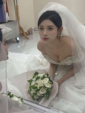#愿每个女孩都能嫁给爱情 #穿婚纱的样子