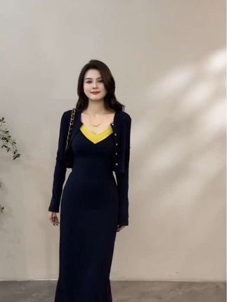 #套装#显瘦穿搭 #美出高级感 #气质穿搭 #谁穿谁好看