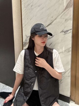 BETTER JOELAY-【橄榄绗序】时尚简约棉袄马甲潮流个性慵懒Z0880#百搭棉马甲 #时尚棉马甲女 #潮流棉马甲女秋冬 #琥珀流光风外套太适合秋天了 #流光机能风穿搭太有生命力了