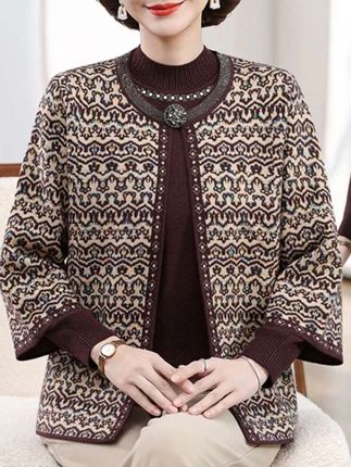 中老年人女妈妈秋新款针织开衫两件套装洋气时尚上衣毛衣外套#时尚穿搭 #中老年针织开衫 #两件套毛衣外套