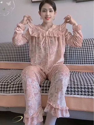 #睡衣家居服 #家居服套装 #甜美穿搭 #金丝绒睡衣 #睡衣