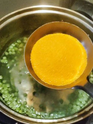 玉米糁稀饭这样煮,软糯香甜,一周喝八天都喝不够,老人孩子都爱喝!!!#玉米糁 #玉米糁子 #玉米糁稀饭 #粗粮 #粗粮细作