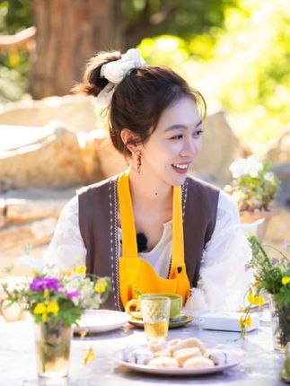 黑芝麻香蕉吐司的做法 #姜妍 #姜妍厨娘天花板 #纯黑芝麻 #香蕉吐司做法 #好好吃饭