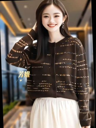 #减龄显瘦穿搭 #优雅气质 #谁穿谁漂亮 #时尚妈妈精选 #气质优雅大方