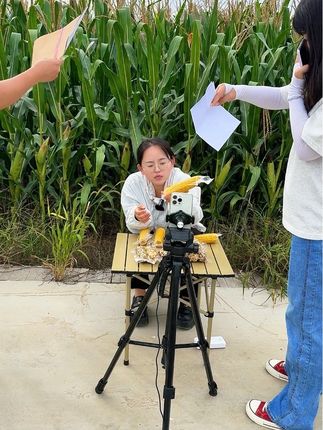 观察一下主播背后的故事吧#助农行动