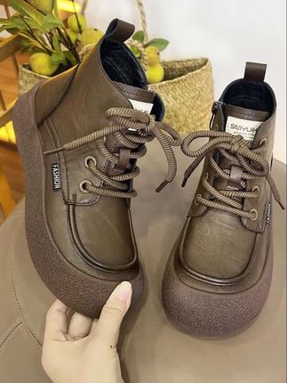 #创作者中心 #创作灵感 时尚休闲复古文艺厚底马丁靴软底2025英伦侧拉系带#马丁靴 #复古马丁靴 #软底软面穿上超舒服