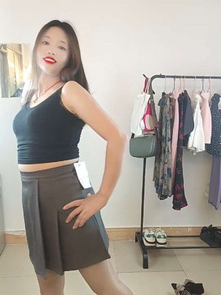 姐妹们这条防走光的小裙裤一定不要错过 a字版型巨遮腿型 高腰显瘦时尚百搭 主要是价格便宜上身好看 #夏天该有的样子 #遮肉显瘦穿搭