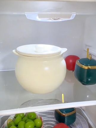 猪油装进这种陶瓷猪油罐里就太方便了,自带勺子盖子很干净,耐高温油泼辣子辣椒油都能装#猪油罐#辣椒油罐#陶瓷罐