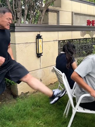 看宝哥新谈个女朋友,我都是心里不爽!#搞笑#一定要看到最后 #万万没想到 #意想不到的结局 #专治不开心 @保哥小号 @✨CC是晨晨🌈