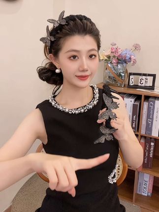 #波浪发箍 #爱了爱了 #优雅气质 #发箍这样戴好美