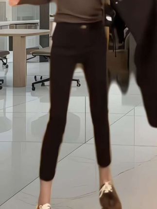#通勤搭配 #舒适穿搭 #休闲百搭# 九分直筒裤牛仔#牛仔烟管裤