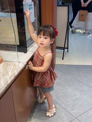 我遇到一个女孩儿,她叫我一声妈妈,我便会用我的一生去爱她,#带娃 #当妈妈后 #我的女孩 #宝妈情感共鸣#生个女儿吧太可爱了