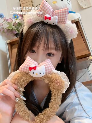 好朋友 你不会让我羡慕任何人的对吧~#发箍 #发夹 #爱了爱了 #是时候安排一下了