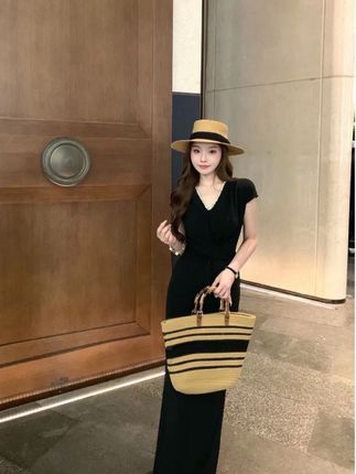 SZA【巴黎恋书】夏季新款韩系气质绑带设计水钻修身连衣裙A-2044#夏季穿搭 #每日穿搭每日 #高级感穿搭 #穿出你的时尚你的感觉 #时髦精look被我轻松拿捏