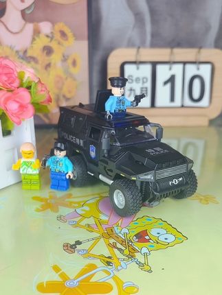 国庆男孩剑齿虎特警装甲车越野警车合金小警车变形皮卡过家家省心 #合金特警车 #特警装甲车 #110警车玩具 #儿童小汽车视频 #男孩玩具