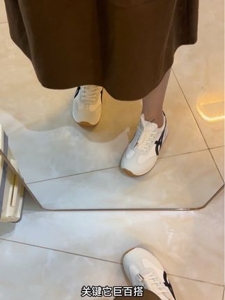 姐妹们强烈推荐这款一年四季都可以穿的德训鞋,特别百搭,关键这个价格真的值麻了。#宝藏鞋子 #女鞋 #女鞋推荐 #鞋子穿搭 #哎呦喂你鞋真好看