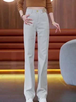 秋季直筒牛仔裤女款爆款2025新款百搭垂感宽松显瘦白色阔腿裤子#春秋穿搭 #裤子穿搭 #女性穿搭 #穿搭分享 #高级穿搭