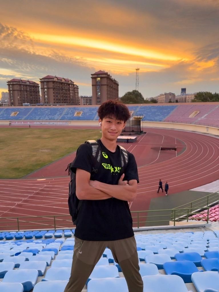 哪有那么多建议 你只需要超过昨天的自己#田径 #体育生