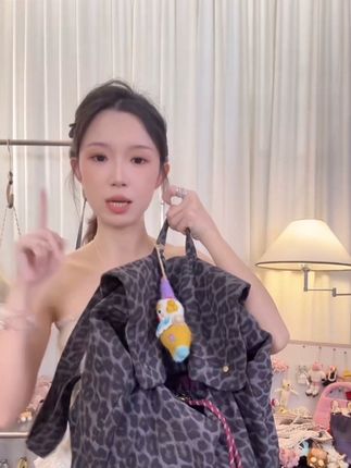 小众设计复古豹纹帆布双肩包大容量背包#包 #包包推荐 #包子 #包包控 #分享