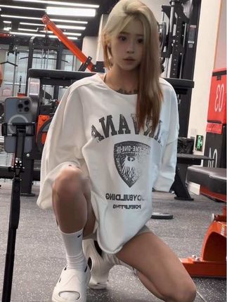 入目无他人