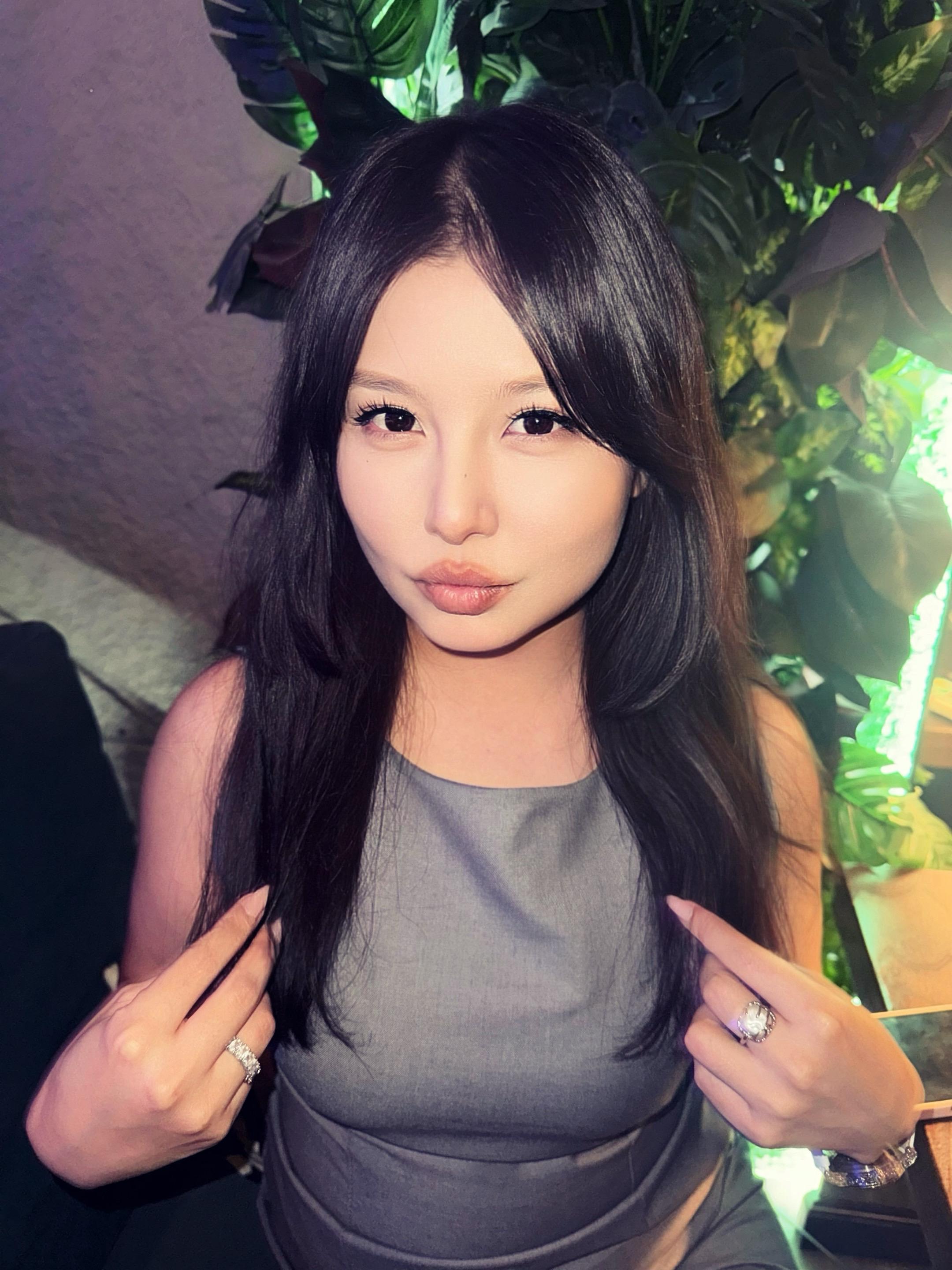 没关系 我爱听你讲话。#小麦色 #歌有点洗脑#日抛脸