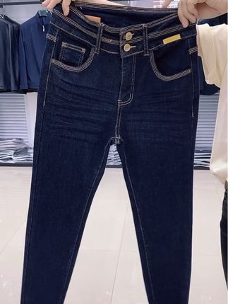 #显瘦穿搭 #谁穿谁好看 #爆款热卖中 #小脚裤 #铅笔裤