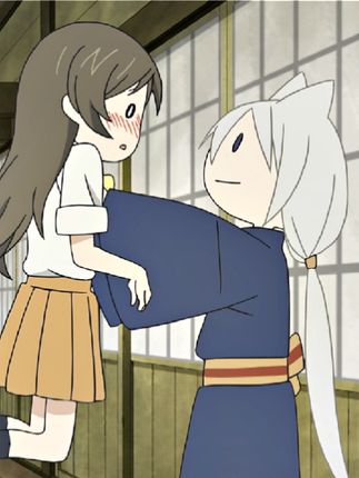 谁能拒绝一只能替你上学的白毛狐狸呢？ #动漫推荐##元气少女缘结神 #巴卫奈奈生