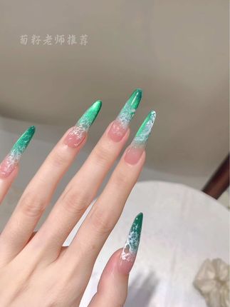 浪来啦!一笔泛起一群温柔浪花~公主殿下快来成为那片梦幻海滩的 领主吧#晕染美甲#海浪美甲#美甲好物分享 #美甲教程#这美甲深得我心